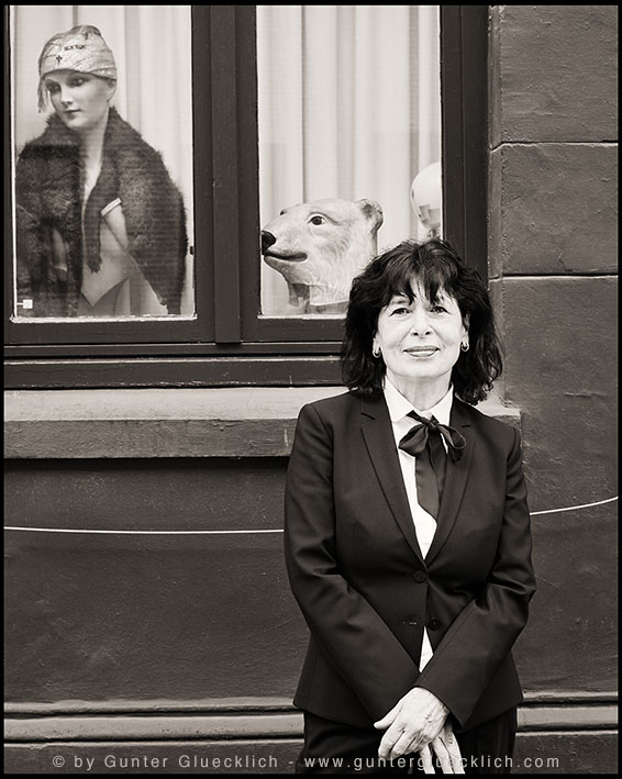 Gunter Glücklich Photography - Helfer, Monika - Alphabetical