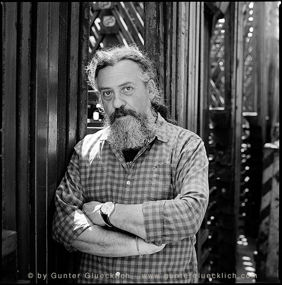 Gunter Glücklich Photography - Max - Alphabetical