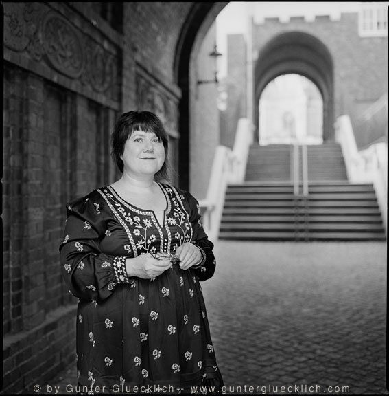 Gunter Glücklich Photography - Welsh, Louise - Alphabetical