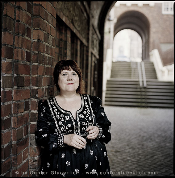 Gunter Glücklich Photography - Welsh, Louise - Alphabetical