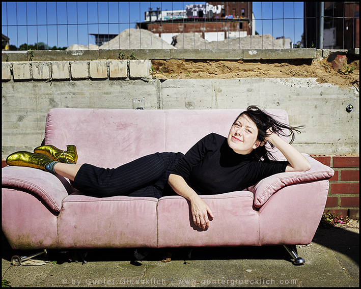 Gunter Glücklich Photography - von Suffrin, Dana - Alphabetical